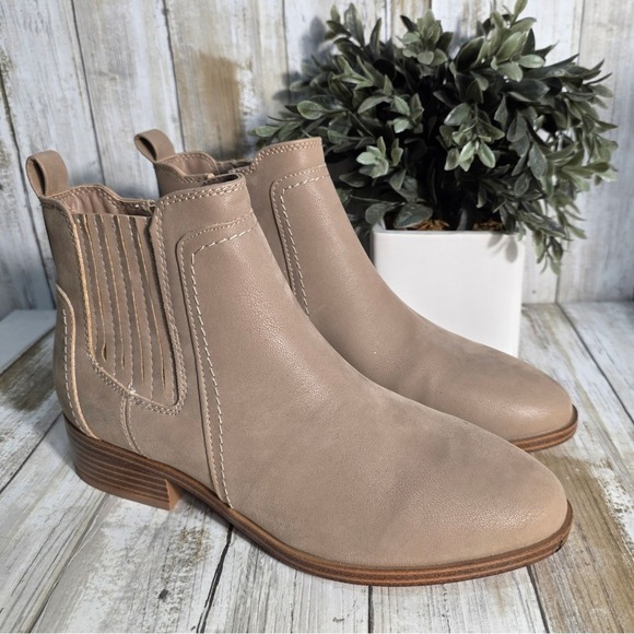 MIA Shoes - MIA Aulora Taupe Ankle Boots Womens 7.5 M Low Block Heel Booties MH2546SC